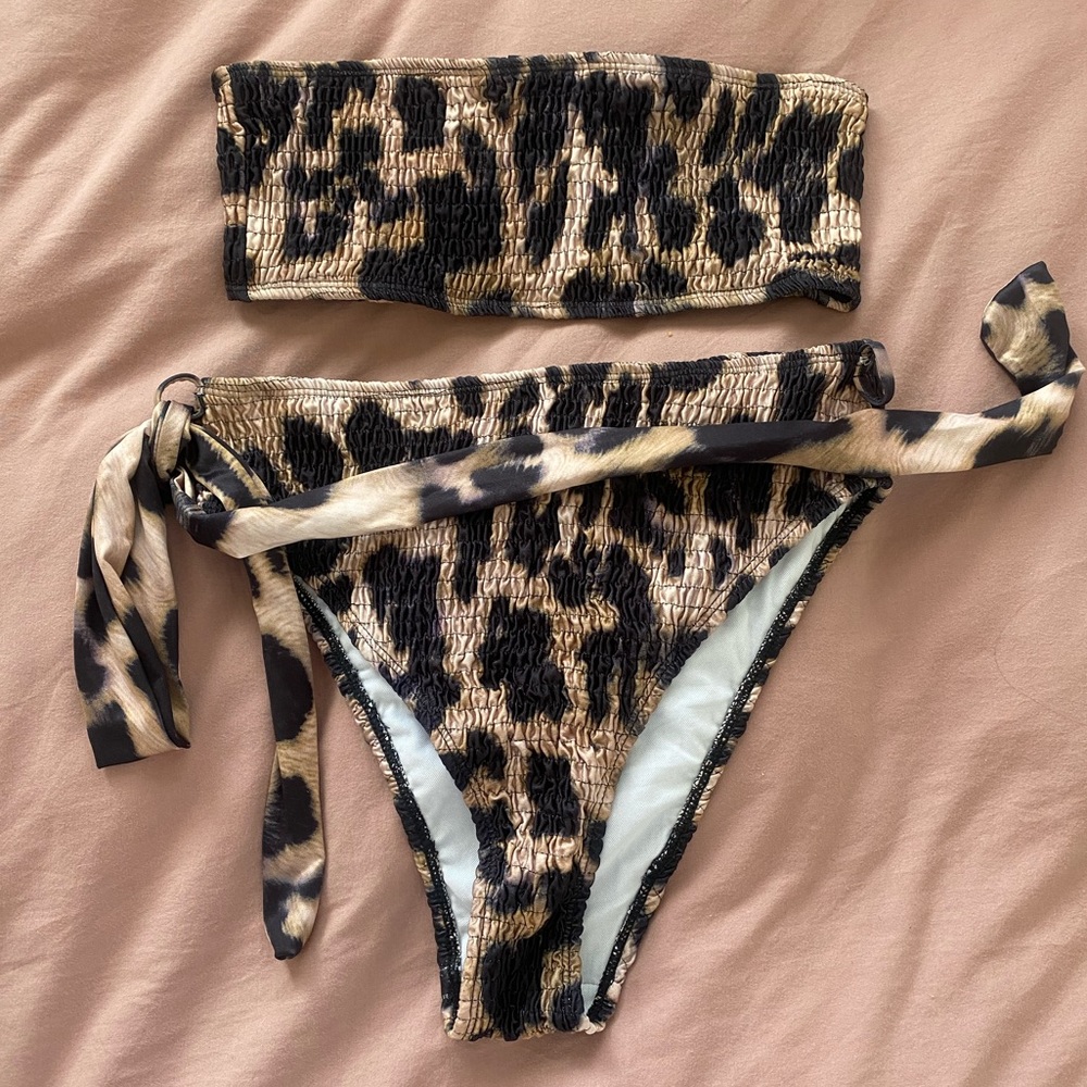 High Waisted Cheetah Swimsuit